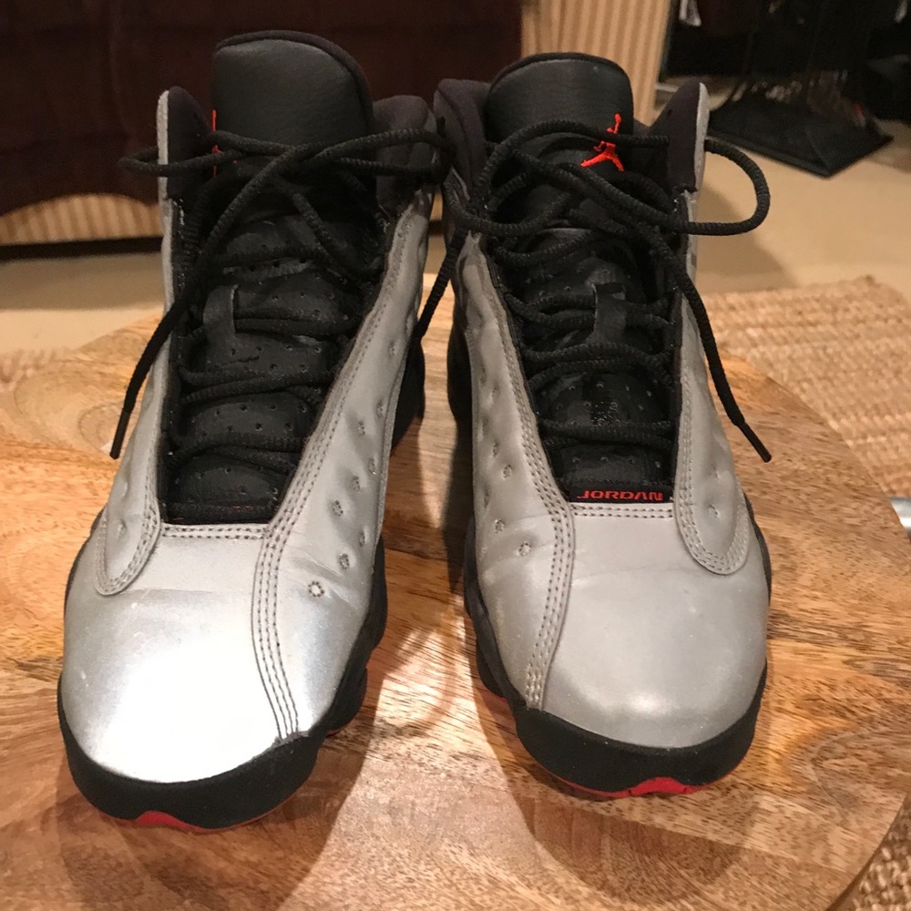 Jordan’s Black Silver and Red with box